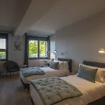 Ixua Hotela 3*