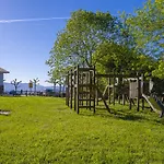 Ixua Hotela Hotel