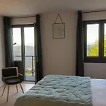 Ixua Hotela Hotel 3*