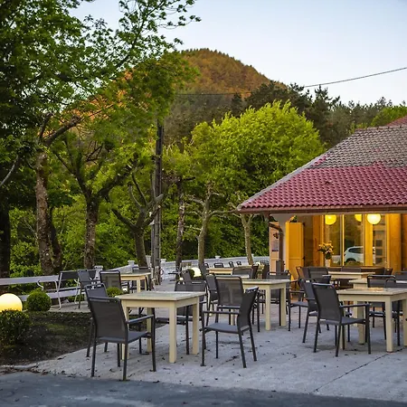Ixua Hotela 3* Éibar